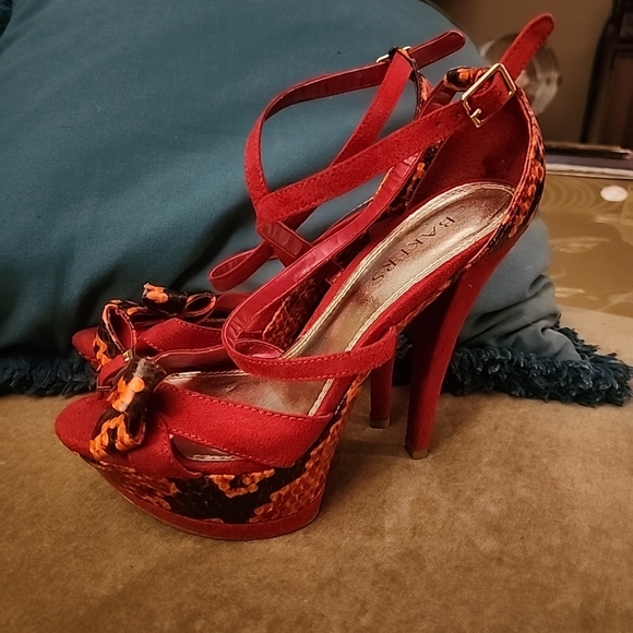 Bakers heels Red Size 7 - Picture 1 of 11